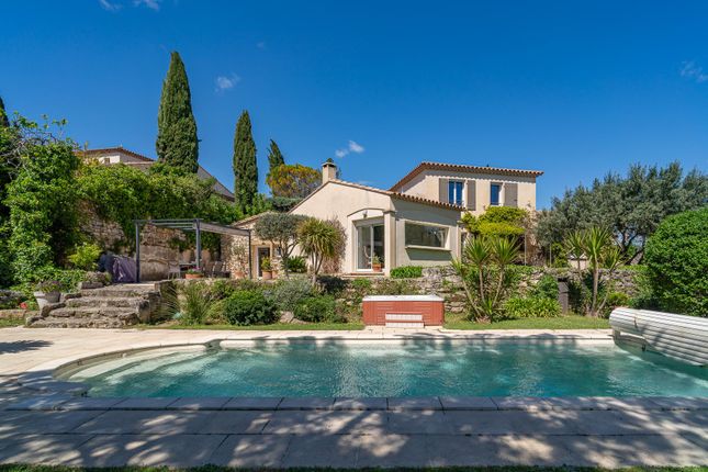 Thumbnail Villa for sale in Uzès, Gard, Languedoc-Roussillon, France