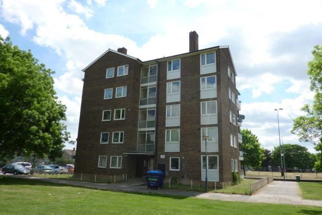 Thumbnail Flat to rent in Cookhill Road, Abbey Wood, London