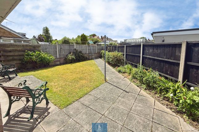 37, Chamberlaine Street, Bedworth photo 4