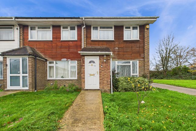 Cam02536G0-Pr0023-Still021