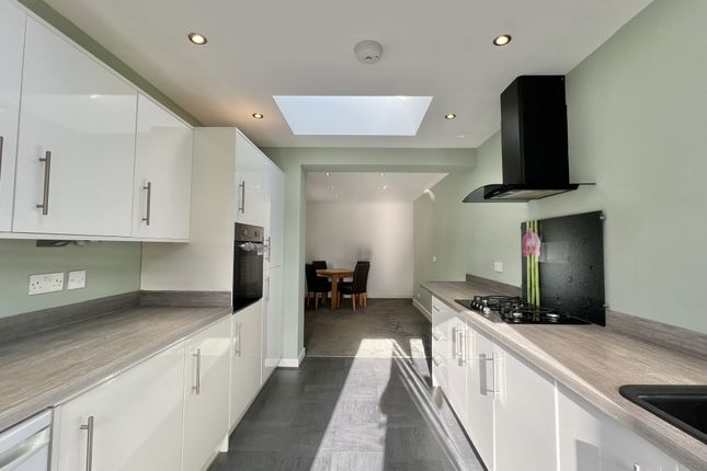 6, Winston Avenue, Cleveleys photo 3