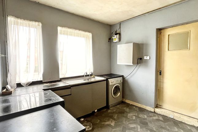 35 The Ridgeway, South Shields photo 5
