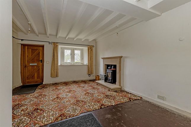 Home Cottage, The Square, Middleton-by-Youlgrave photo 3
