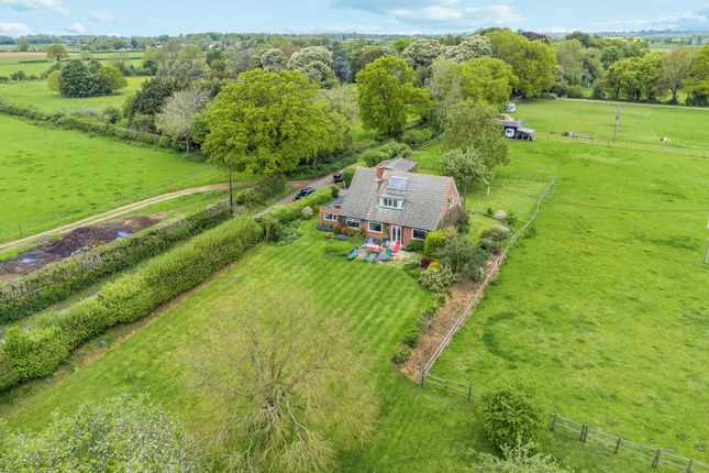 Thumbnail Detached house for sale in Goose Lane, Leckhampstead