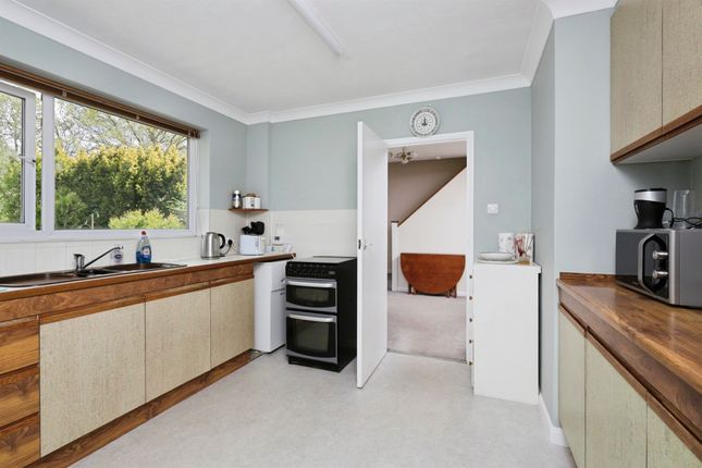15, The Drive, Hailsham photo 3
