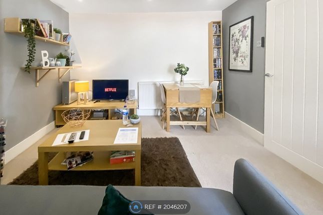 Flat to rent in Cathays Terrace, Cardiff