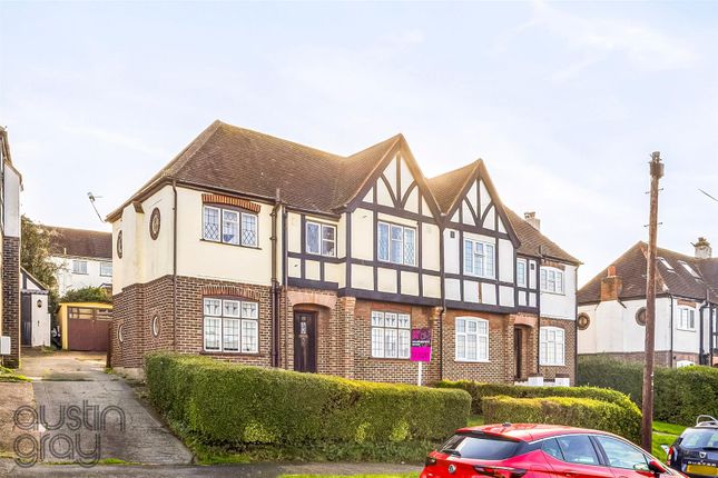 Nyetimber Hill, 32_002(1).Jpg