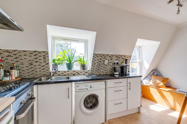 Flat for sale in George Mews, Brixton