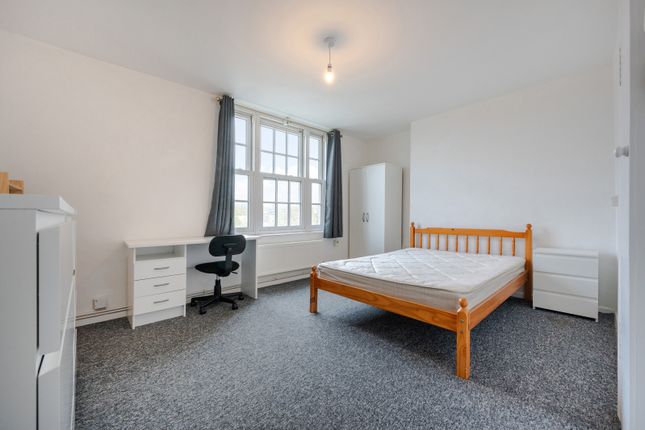 Thumbnail Flat to rent in Adelaide Road, Primrose Hill