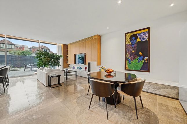 181D, West Heath Road, London photo 4