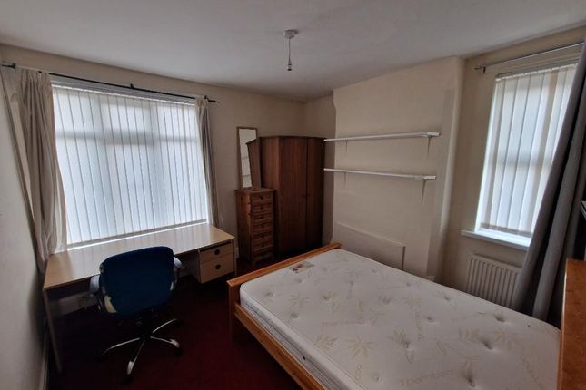 Thumbnail Shared accommodation to rent in Harrington Drive, Lenton, Nottingham