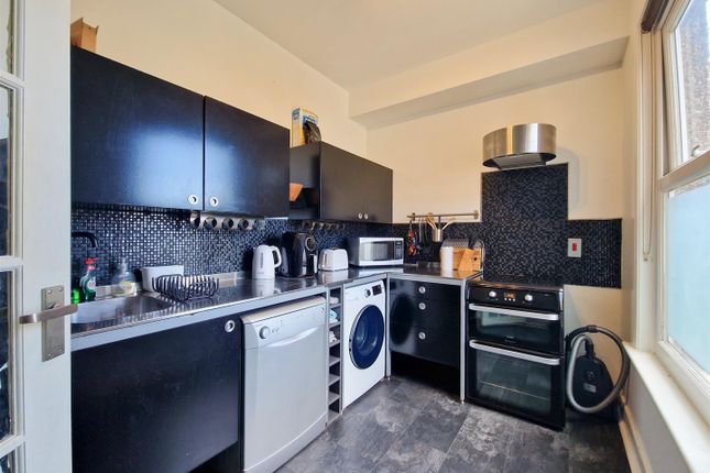 Flat for sale in Stornoway Road, Southend-On-Sea