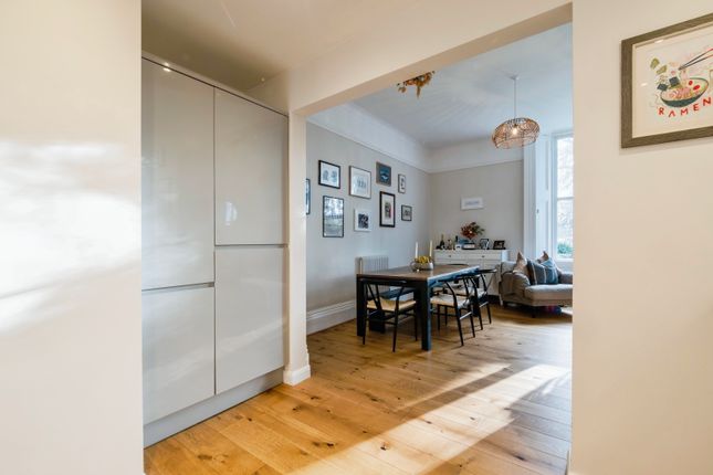 Flat 4, 14, Forde Park, Newton Abbot photo 4