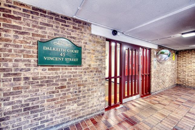 Flat 9, 45, Vincent Street, London photo 2