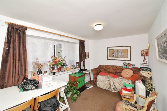 Flat 5, Monte Verde Court, 40, West Hill Road, St. Leonards-On-Sea photo 4