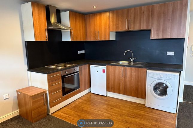 Studio flat on Flat, Empire House Cleveland St, Doncaster, £650/mo