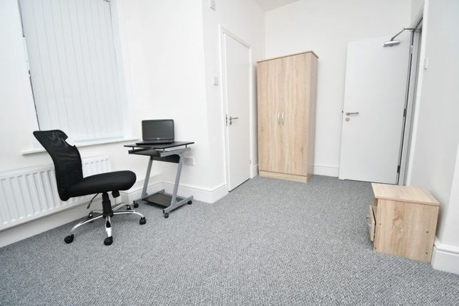 Property to rent in Coultate Street, Burnley