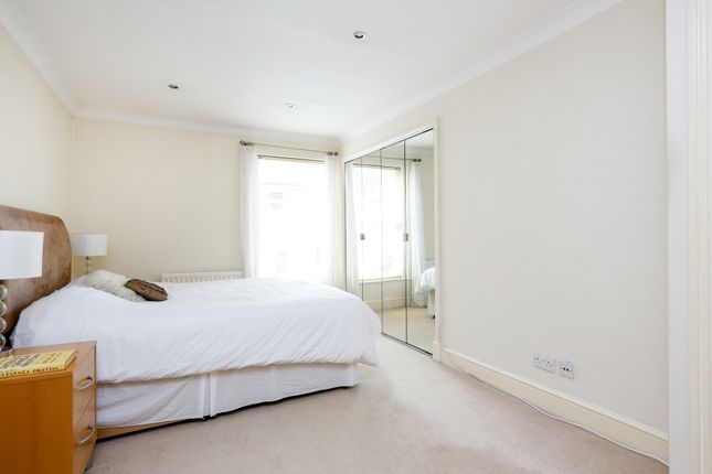 20, King George Square, Richmond photo 4