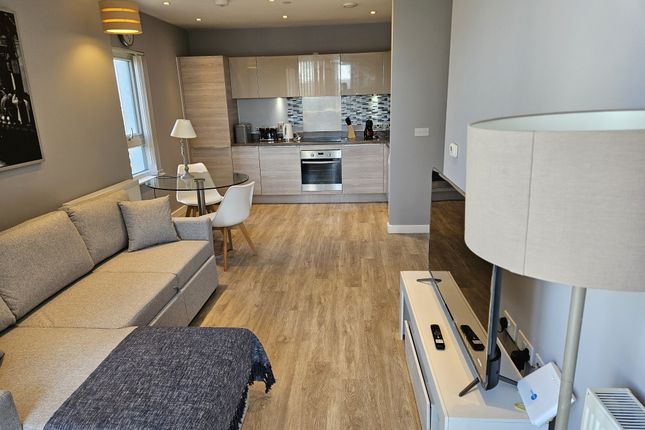 Thumbnail Flat to rent in Wandle Road, Croydon, Surrey