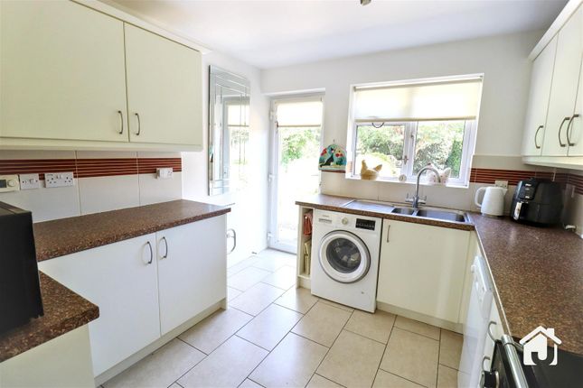 35, Fairhaven Road, Leicester photo 4
