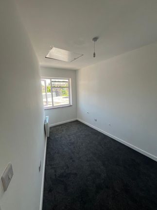 Top Floor Flat, 66 Elm Grove, Hayling Island photo 4