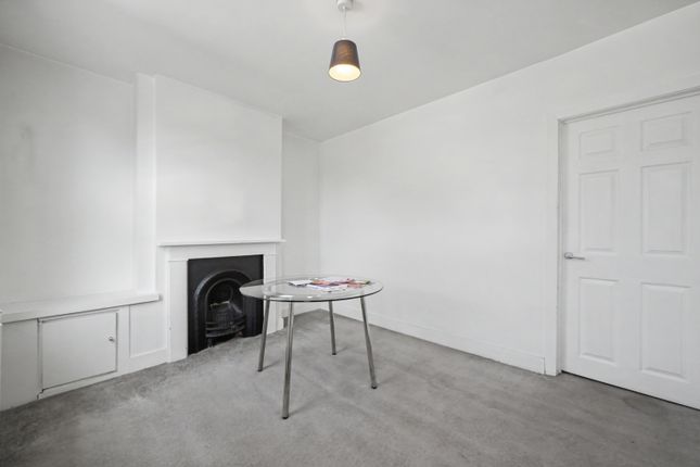12 Pell Street, Reading photo 4