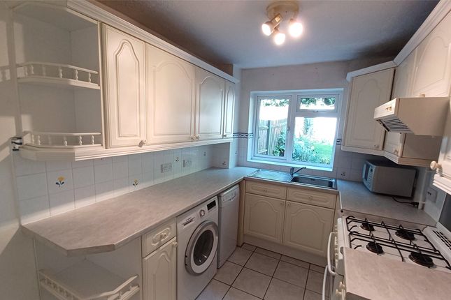 7, Clovelly Way, Orpington photo 3