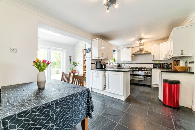 33, Groveland Road, Newbury photo 4
