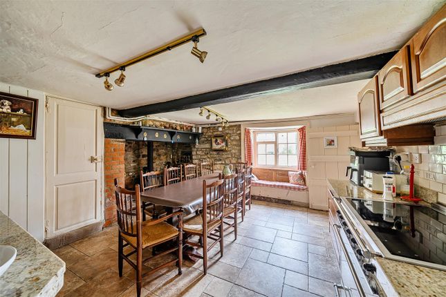 Myrtle House, Higher Street, Bridport photo 3