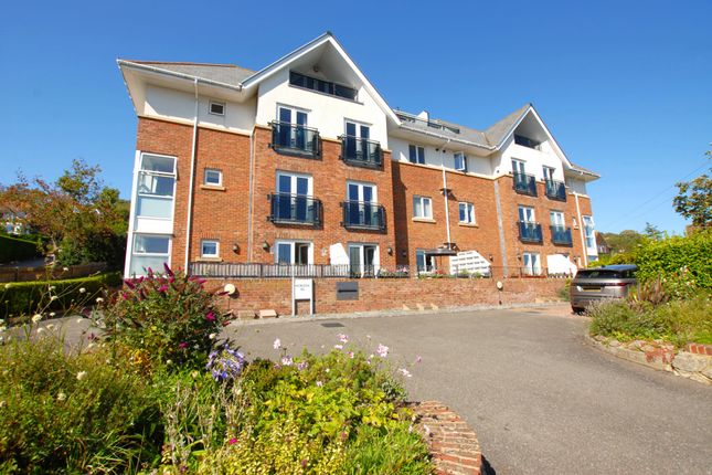 Flat for sale in 85 Seabrook Road, Hythe