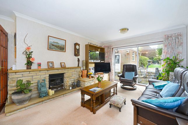 38 The Glebe, Cranleigh photo 2