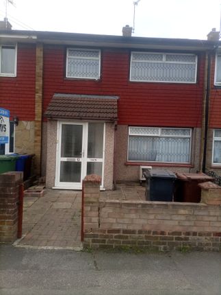 Terraced house for sale in Russell Road, Tilbury