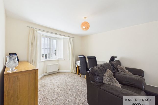 18, Lewis Way, St. Austell photo 4