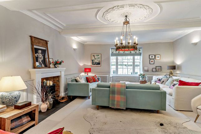 4, St. James Mews, Monmouthshire photo 4