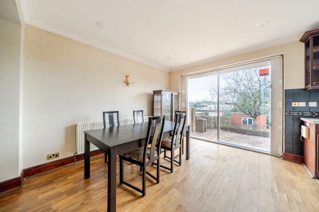 14, Lynton Terrace, West Acton photo 3