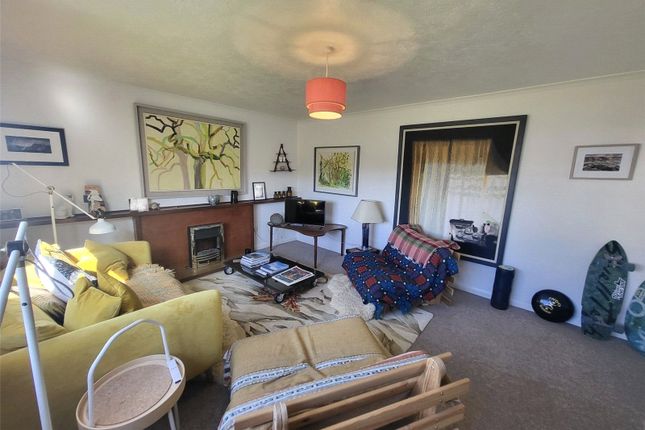 6, Millard Park, Haverfordwest photo 4
