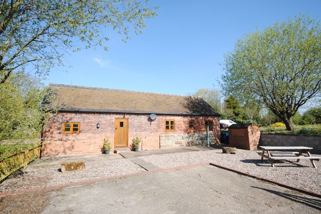 Thumbnail Barn conversion to rent in Outwoods, Newport