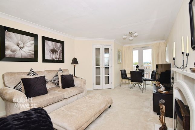 20, Caen Stone Court, Arundel photo 2