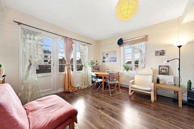 Flat for sale in Lorraine Court, Clarence Way, Camden