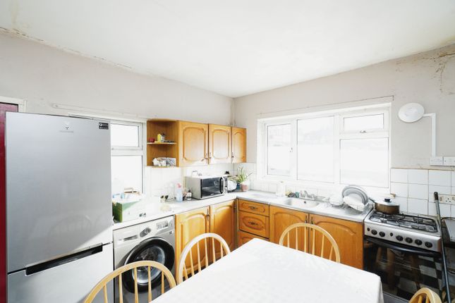 Semi-detached house for sale in Claremont Road, Luton