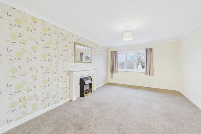 15, Town Farm Court, Braunton photo 2