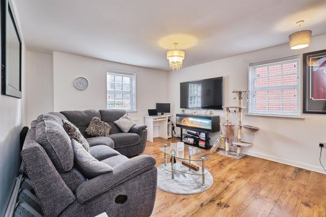 234, Horseshoe Crescent, Birmingham photo 3