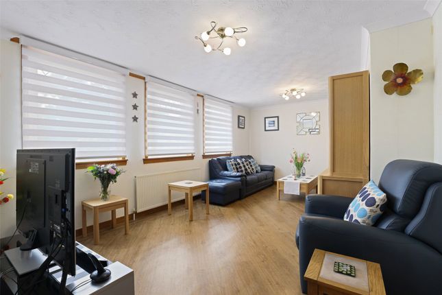 48, Nimmo Place, Perth and Kinross photo 2