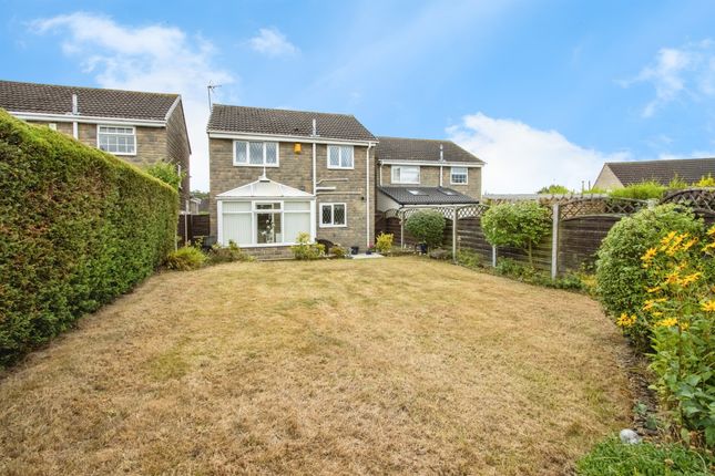 3, Westwinn Garth, Leeds photo 3
