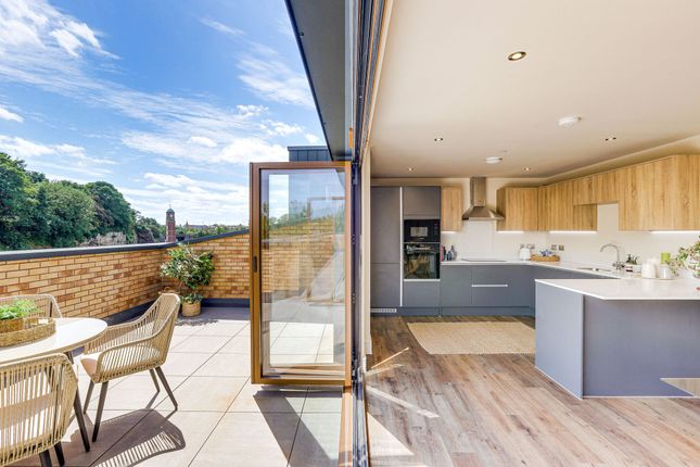 Penthouse, Rock Valley, Nottingham photo 4