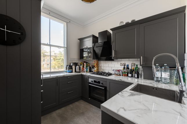 Flat 2, 54c Shooters Hill Road, London photo 3