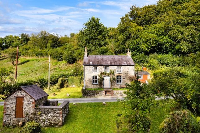 Thumbnail Cottage for sale in Rhos, Llandysul