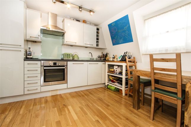 Flat for sale in Coopersale Road, London