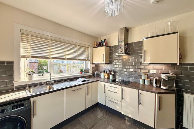11 Cherry Hill Road, Ayr photo 3
