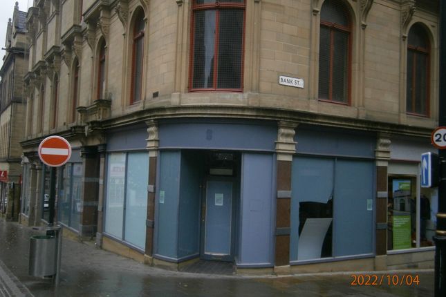 Retail premises to let in 43/45 Kirkgate, Bradford
